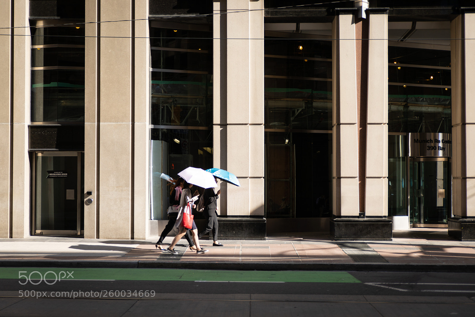 Canon EOS 5D Mark IV sample photo. Sun shield photography