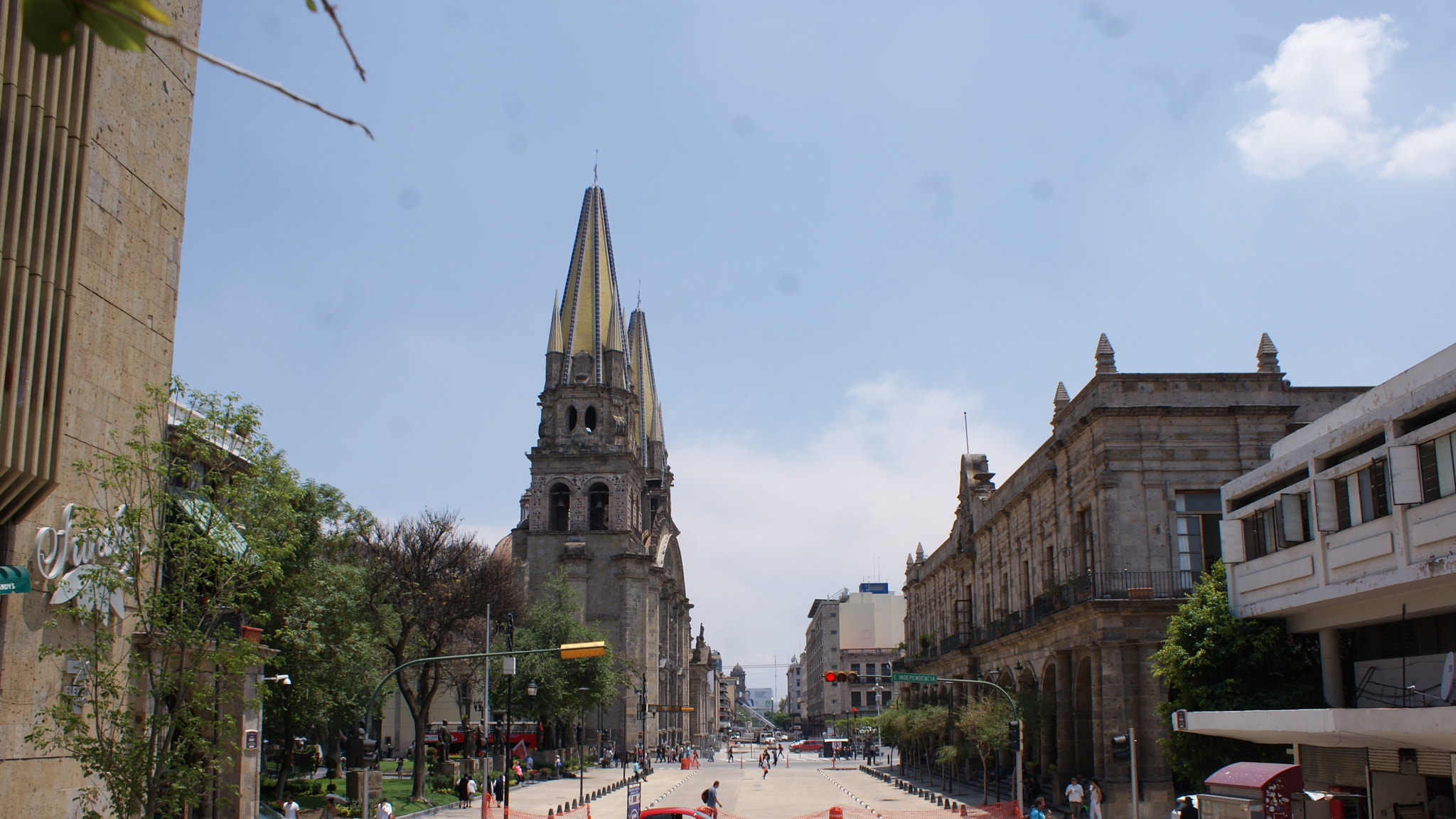 Sony Alpha DSLR-A200 sample photo. Las grandes historias nunca terminan photography