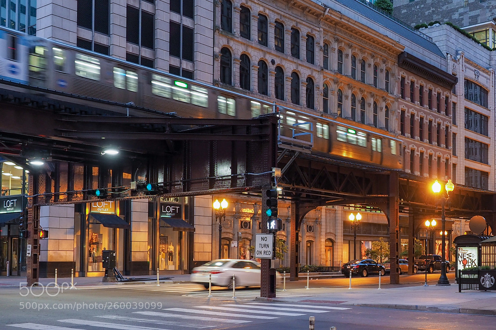 Olympus OM-D E-M1 Mark II sample photo. Chicago transportation photography