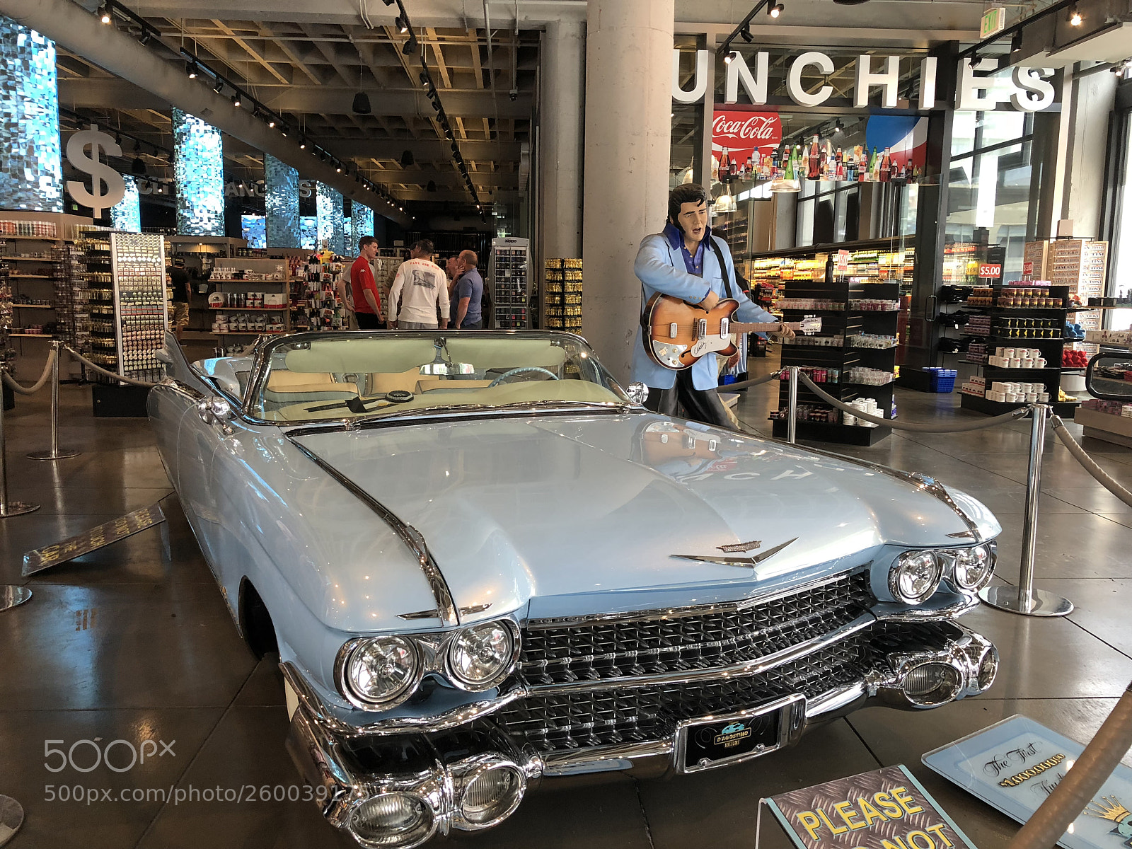 Apple iPhone X sample photo. Elvis & his car photography