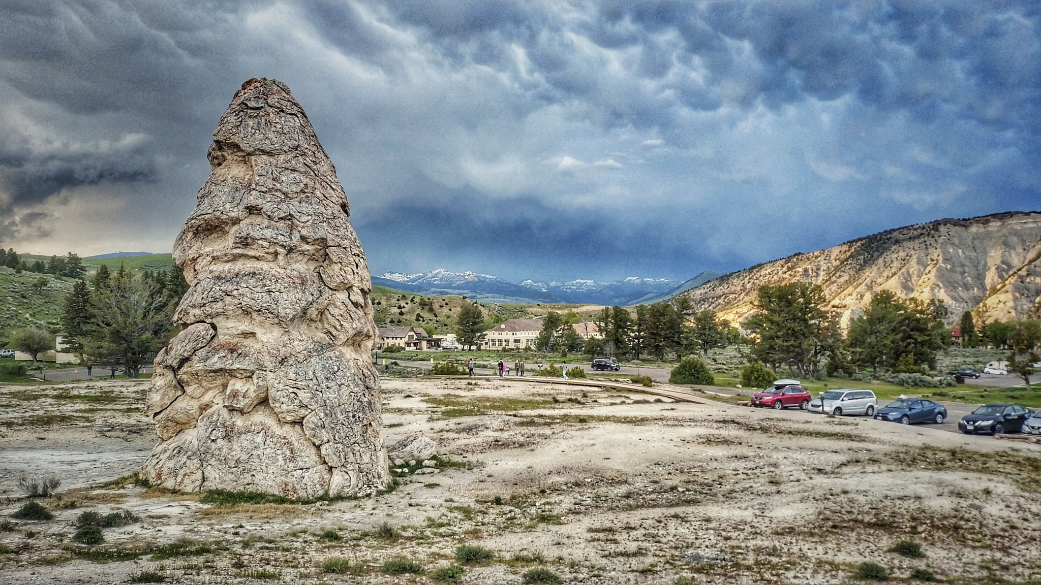 Xiaomi Mi MIX 2 sample photo. Yellowstone national park photography