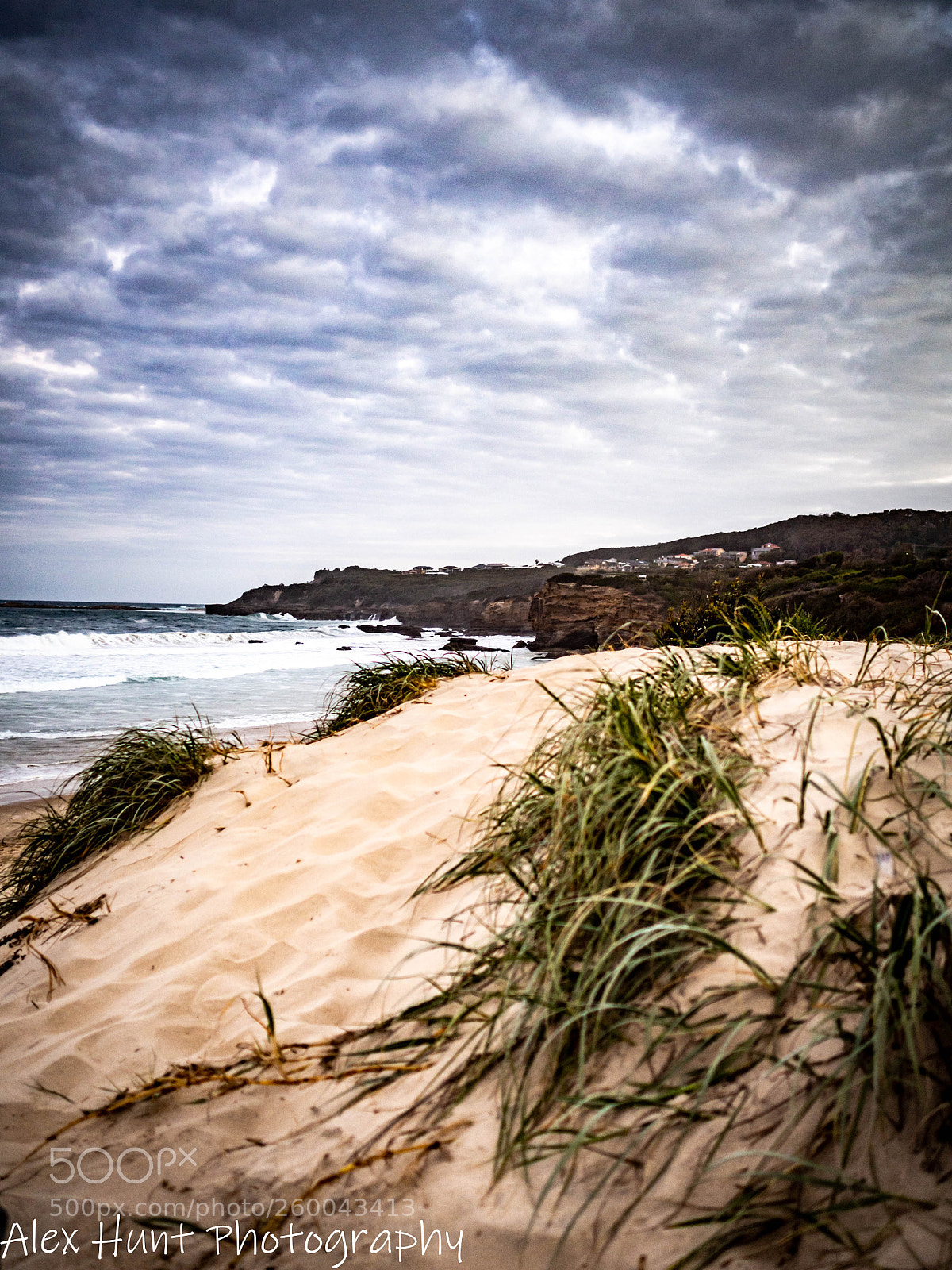 Olympus OM-D E-M10 II sample photo. Caves beach photography