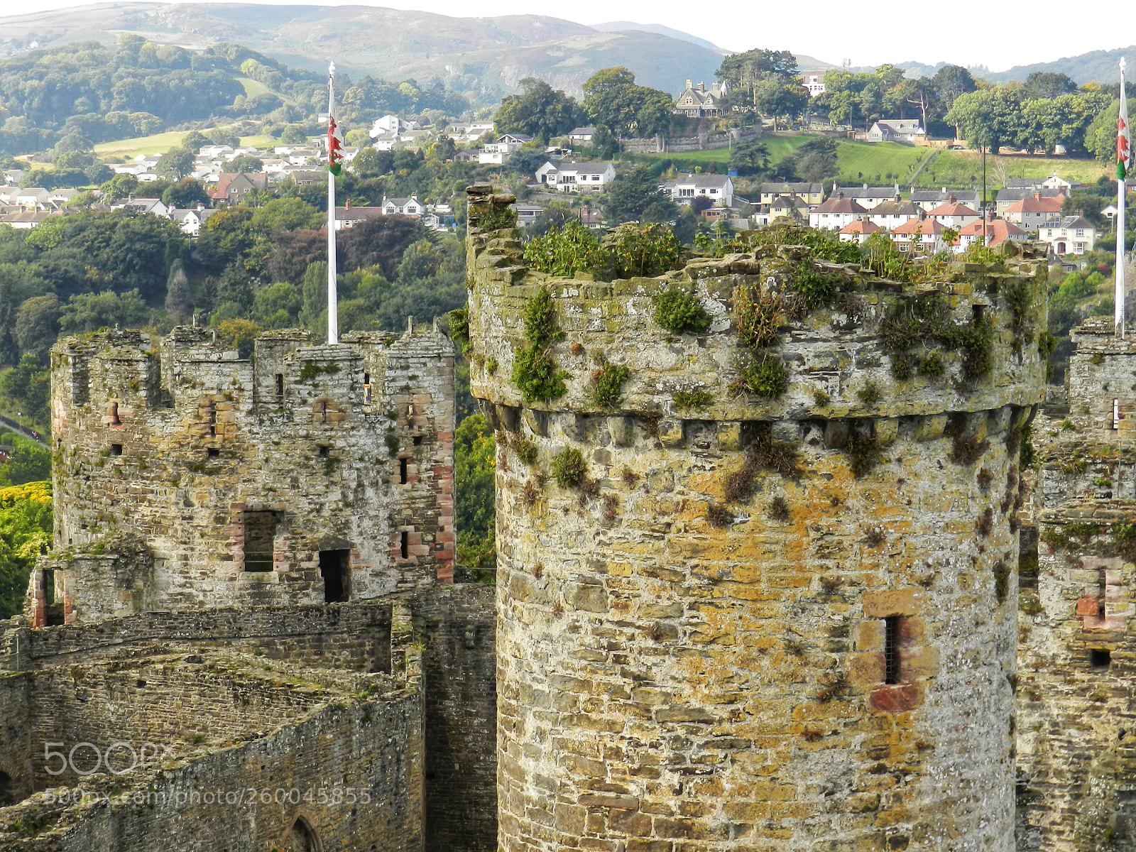 Nikon Coolpix P500 sample photo. Conwy castle tower photography