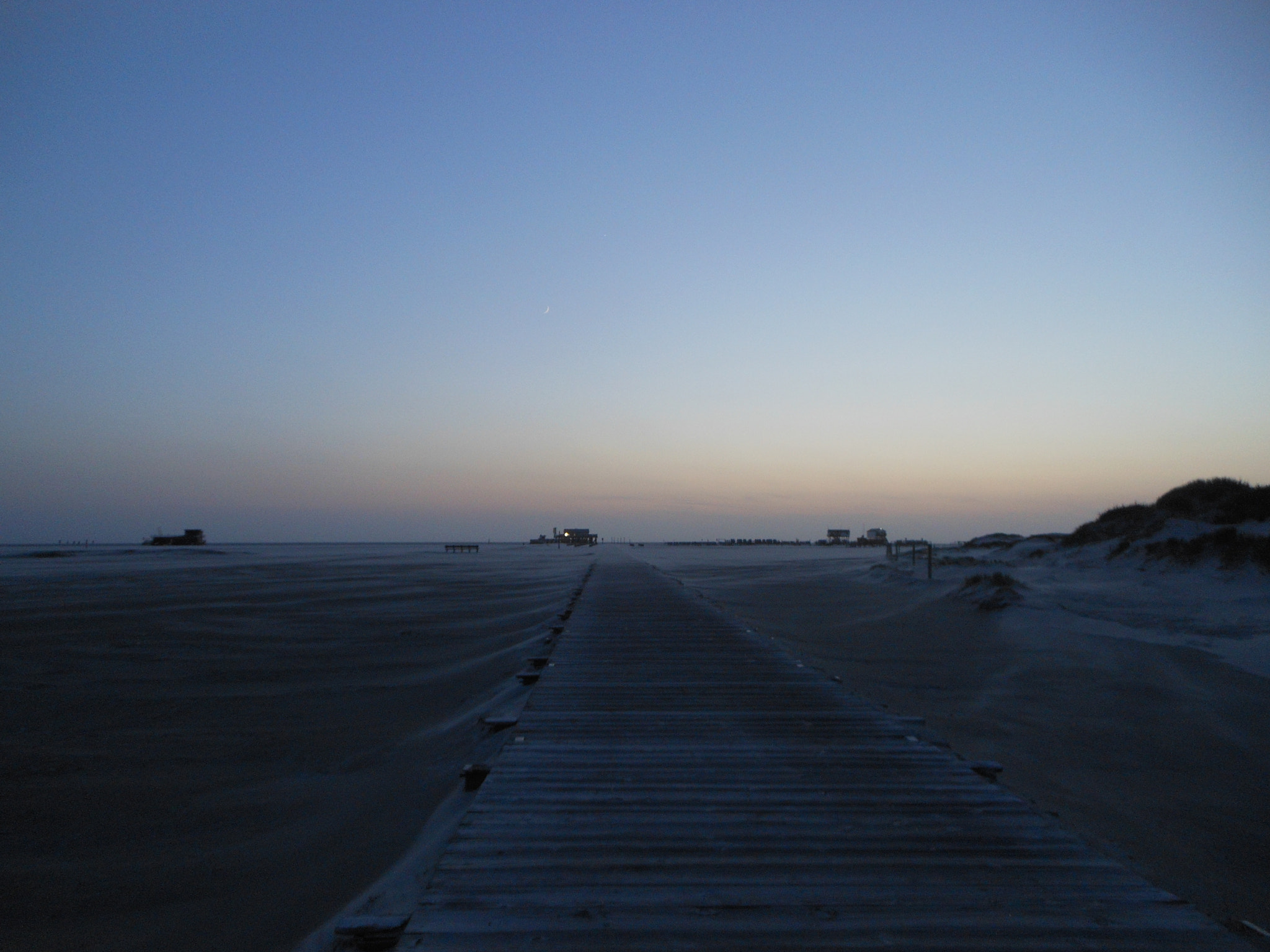 Nikon Coolpix S6200 sample photo. Evening mood beach spo photography