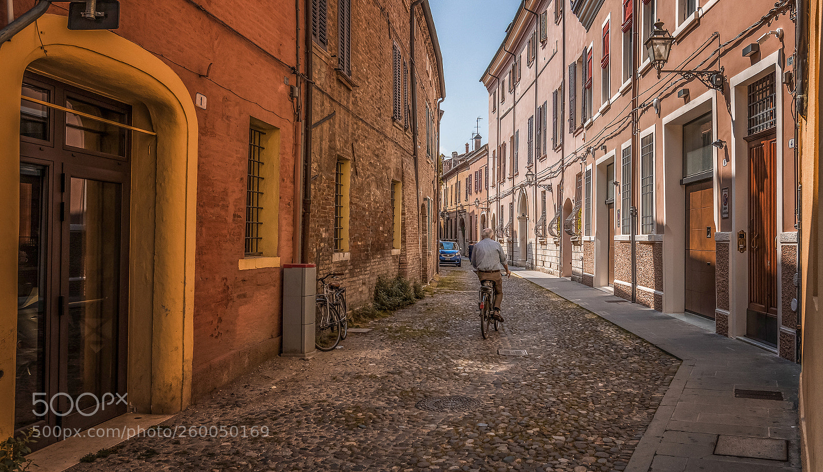 Canon EOS 5D Mark IV sample photo. Ferrara street photography