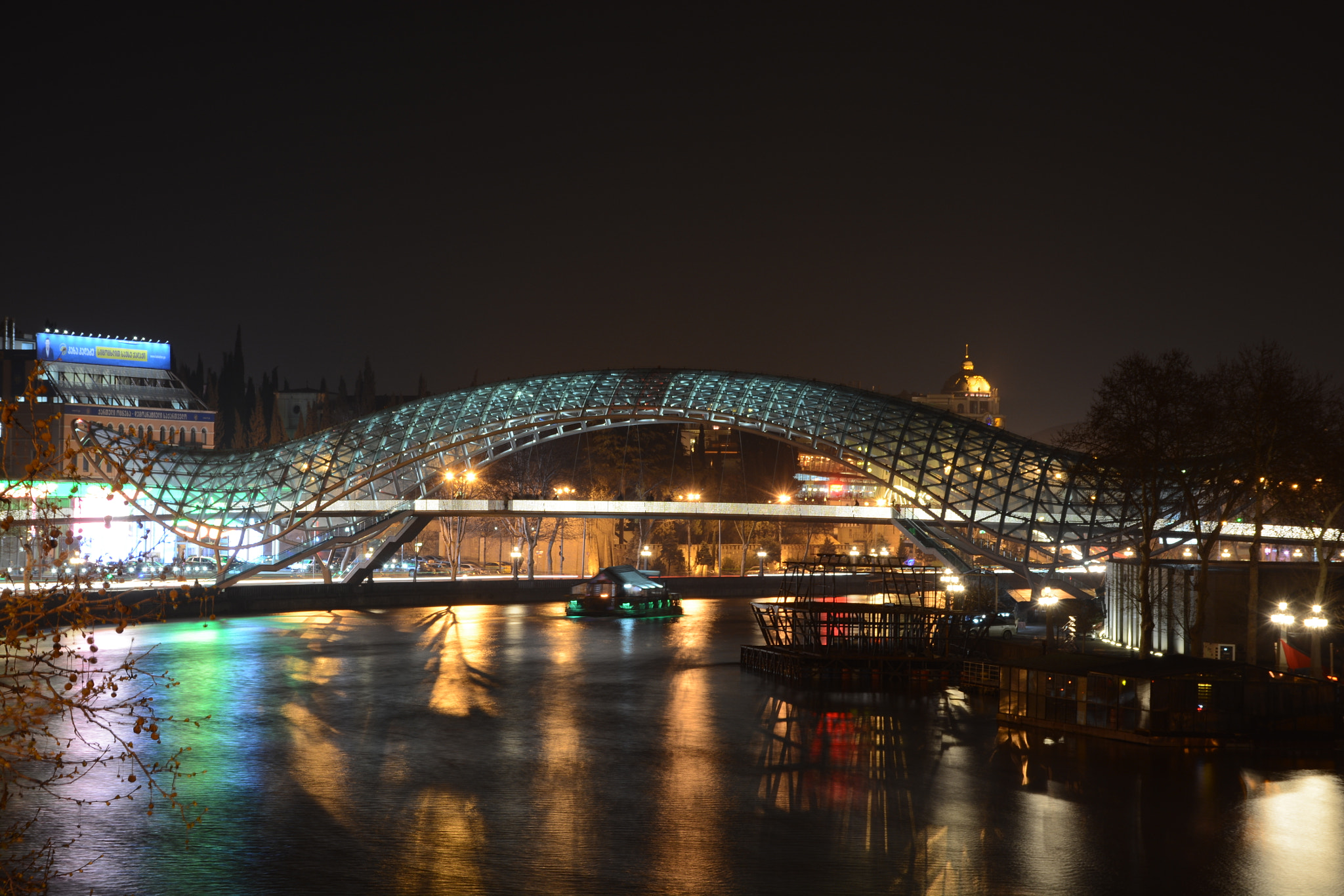 Nikon D7100 sample photo. Bridge of peace photography