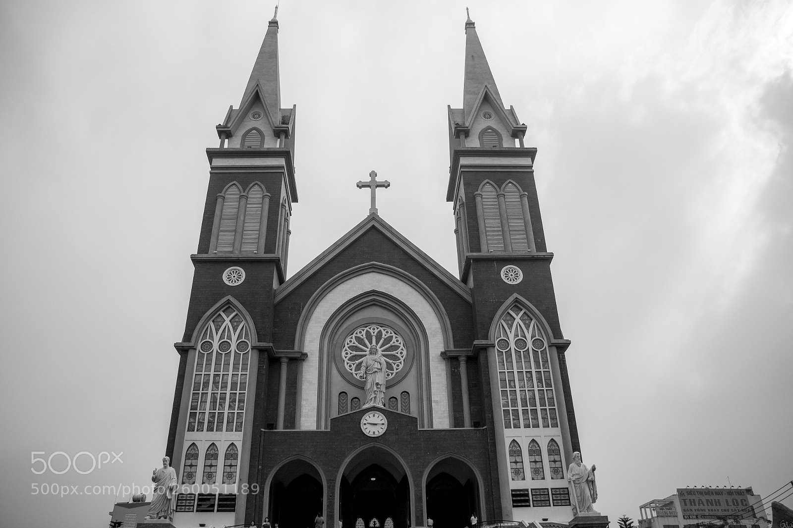 Canon EOS 700D (EOS Rebel T5i / EOS Kiss X7i) sample photo. Phu cuong church photography
