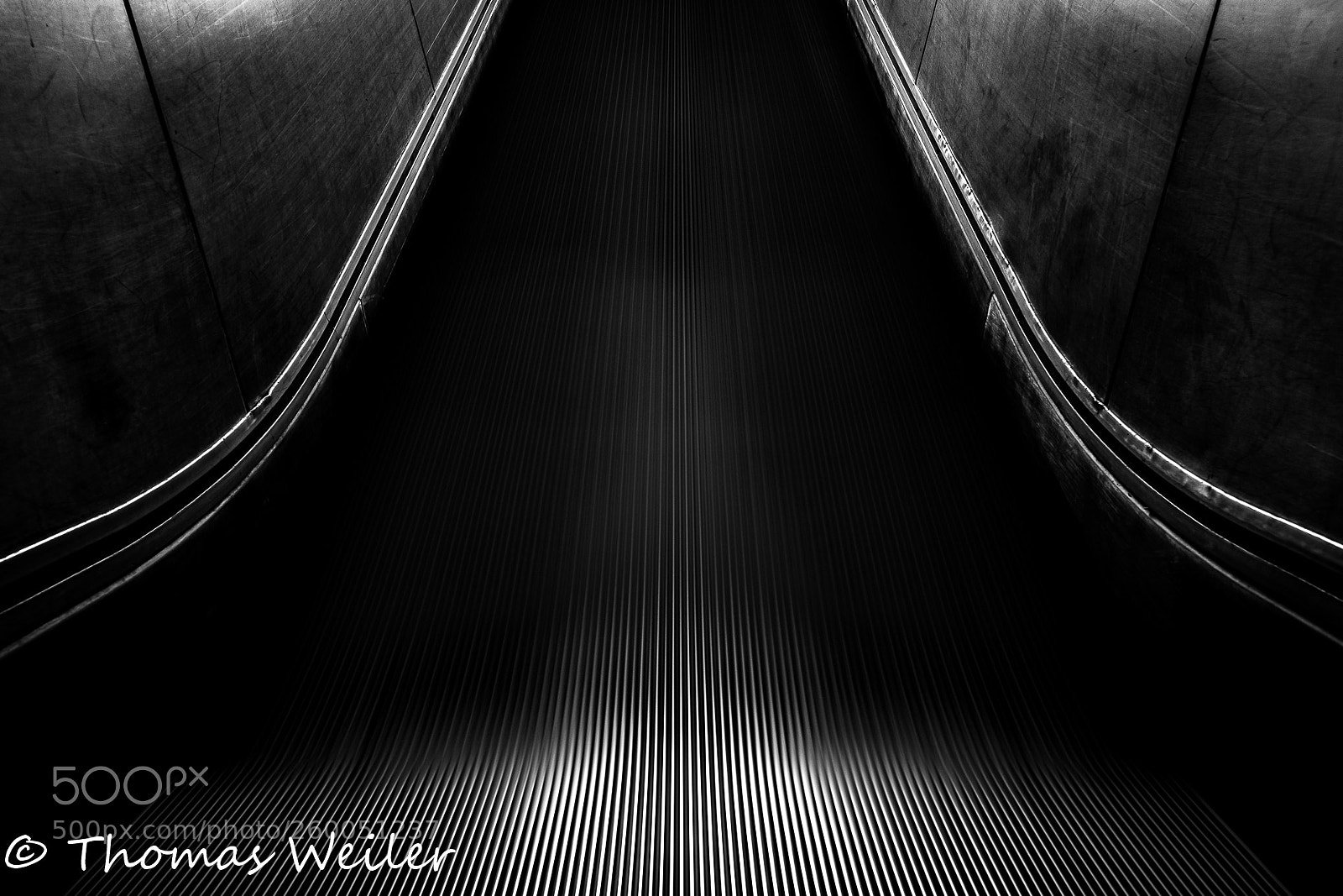 Fujifilm X-H1 sample photo. Going underground photography