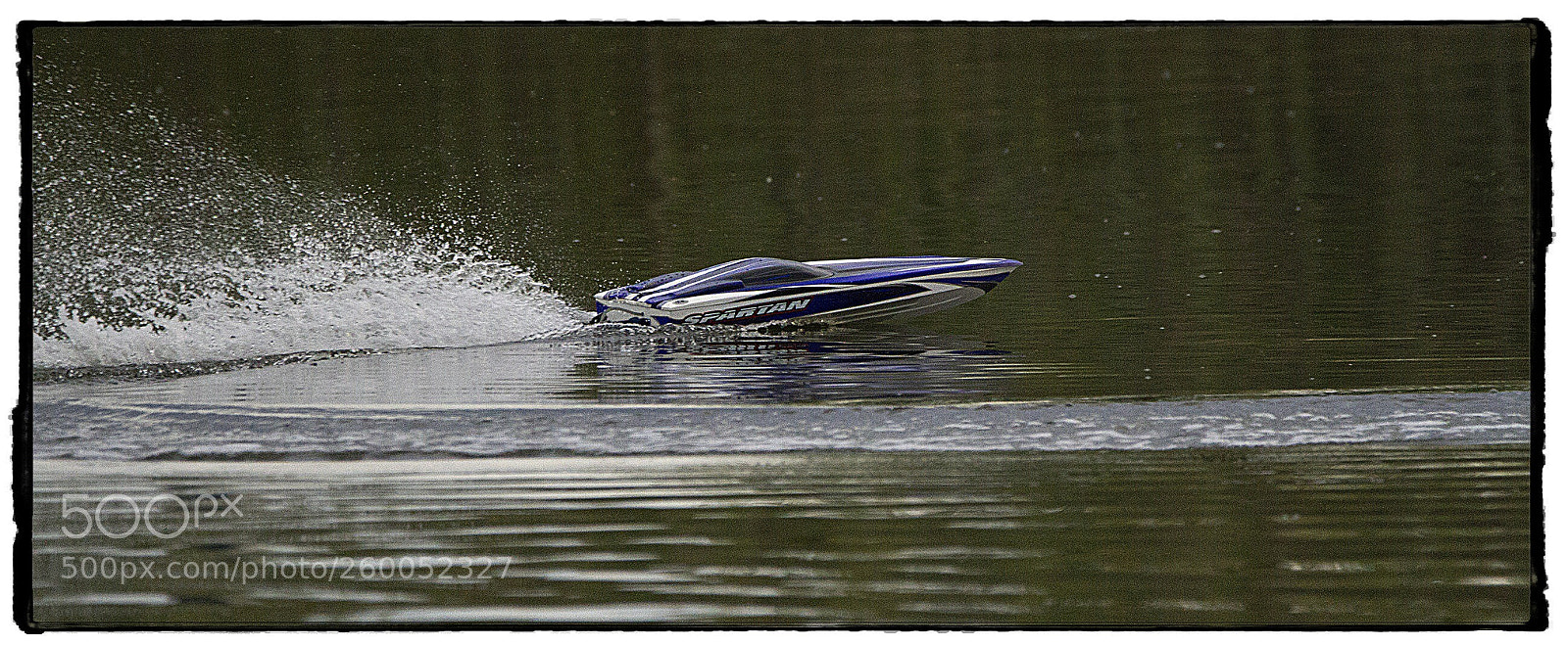 Canon EOS 7D sample photo. Rc boat scaring the photography