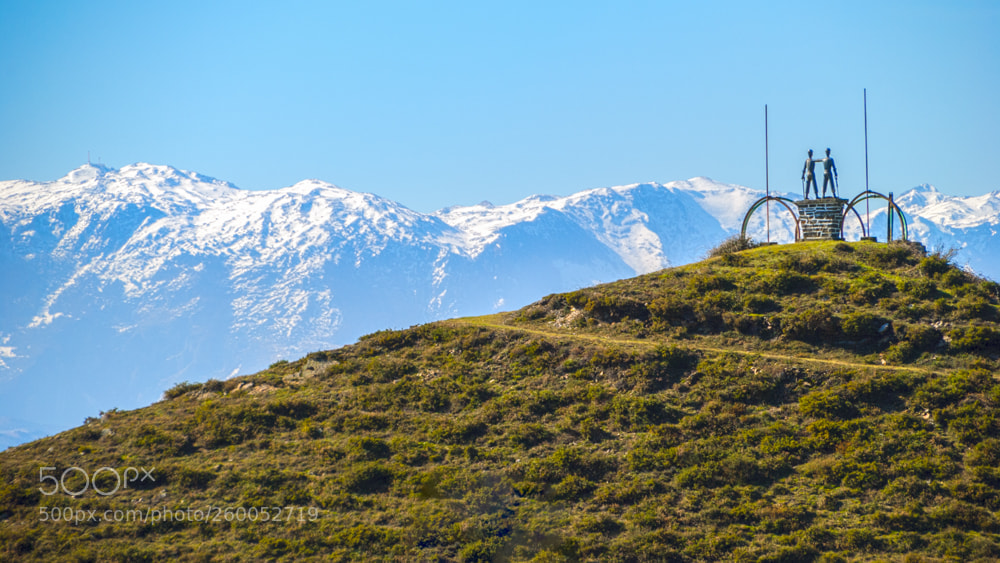 Nikon D3000 sample photo. Monumento al minero photography
