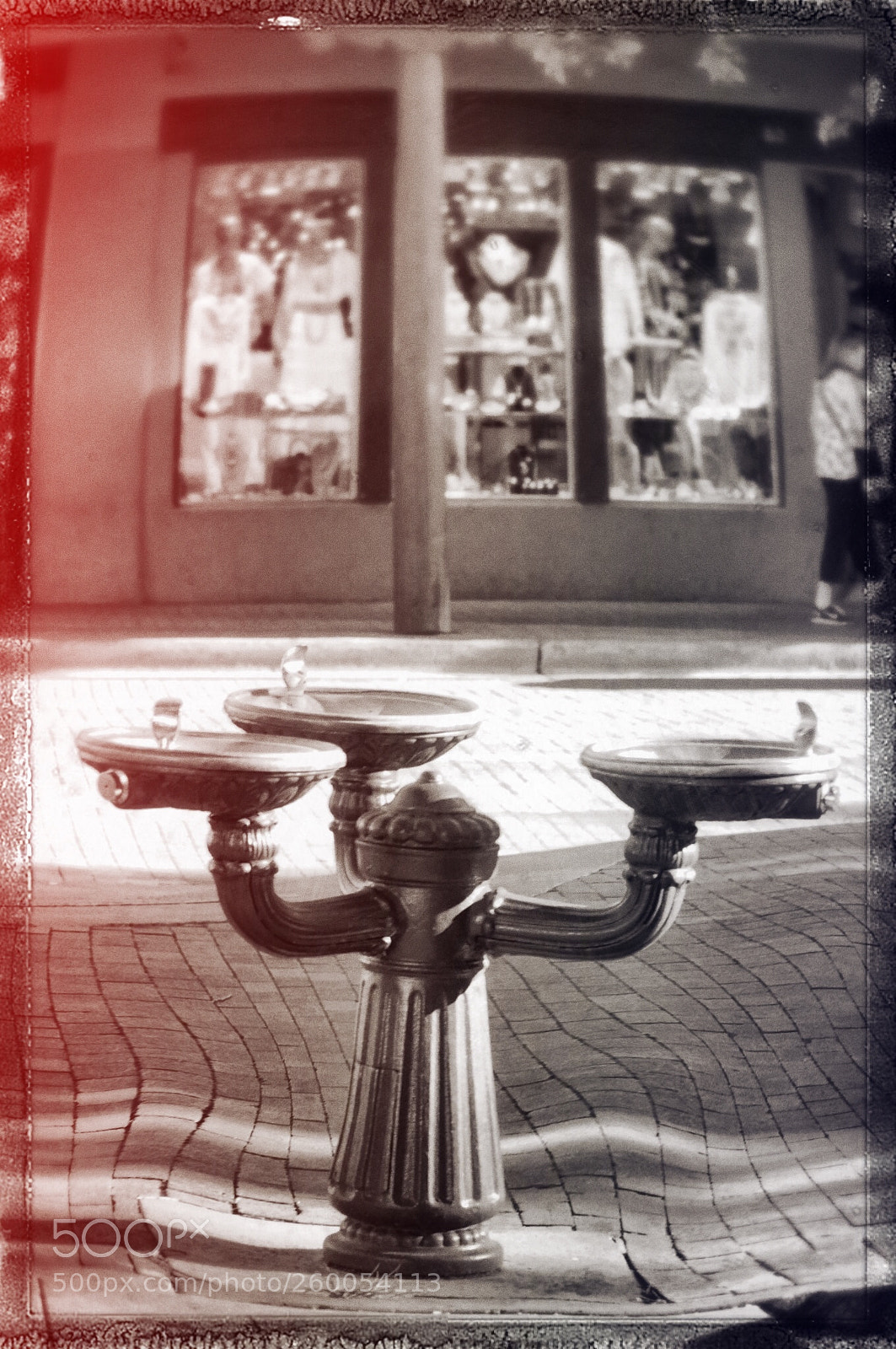 Olympus OM-D E-M10 II sample photo. Street fountain santa fe photography