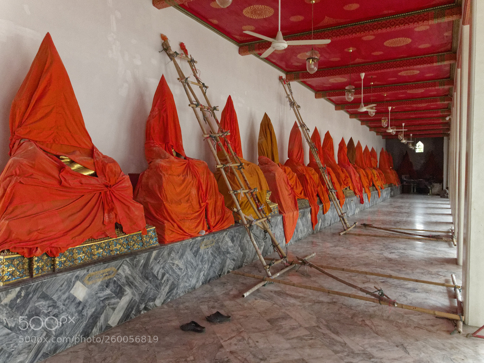 Olympus PEN E-PL3 sample photo. Covered budda. photography