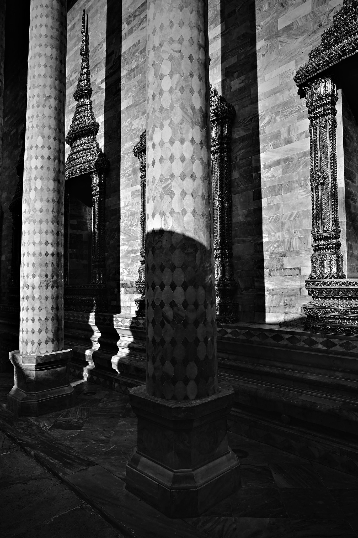 Fujifilm X-A2 sample photo. B&w photography