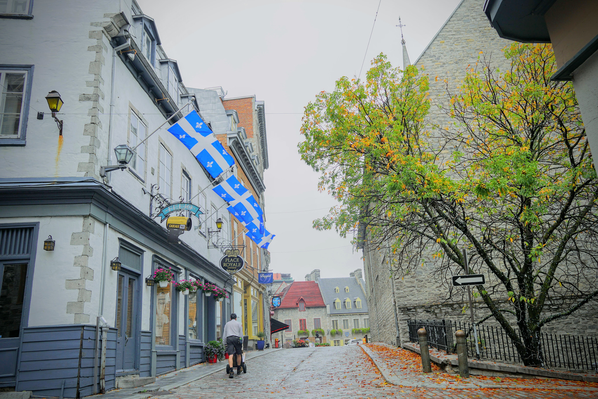 Sony a6300 sample photo. Old montreal photography