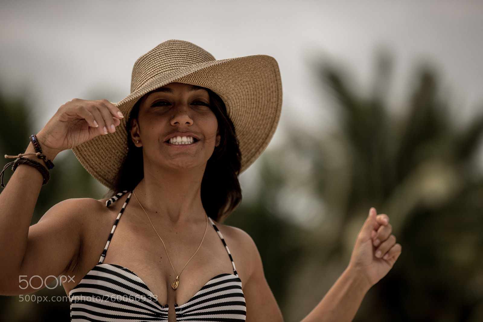 Canon EOS 6D Mark II sample photo. Smile photography