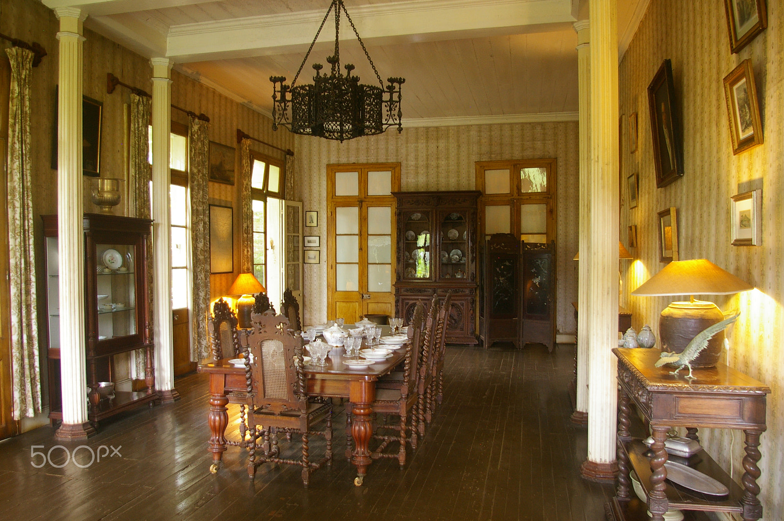 Pentax *ist DL2 sample photo. Eurêka estate dining room photography