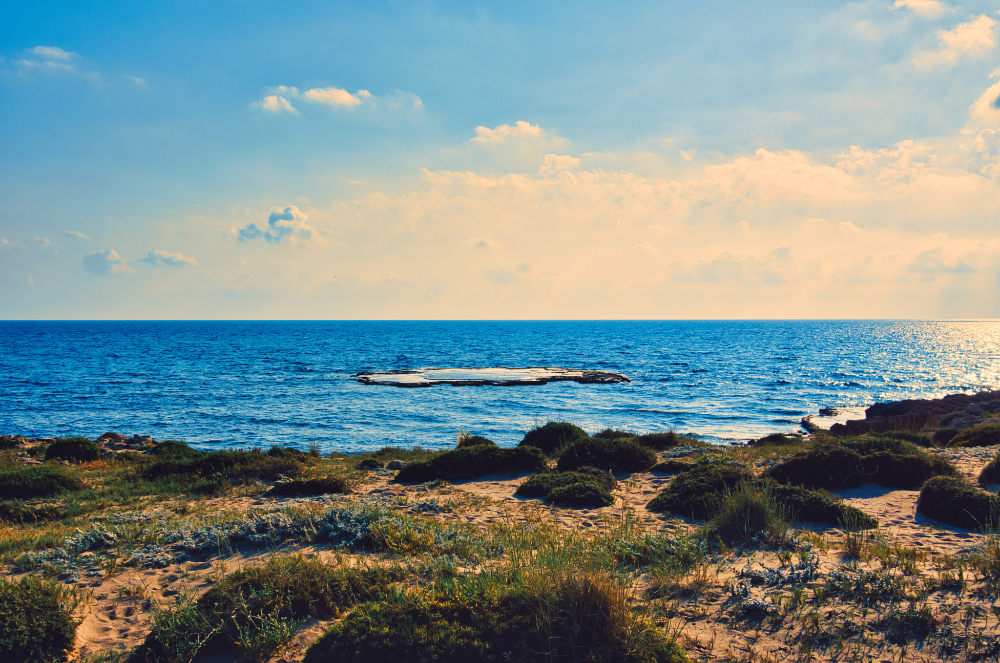 Nikon AF-S Nikkor 24-120mm F4G ED VR sample photo. Seascape photography