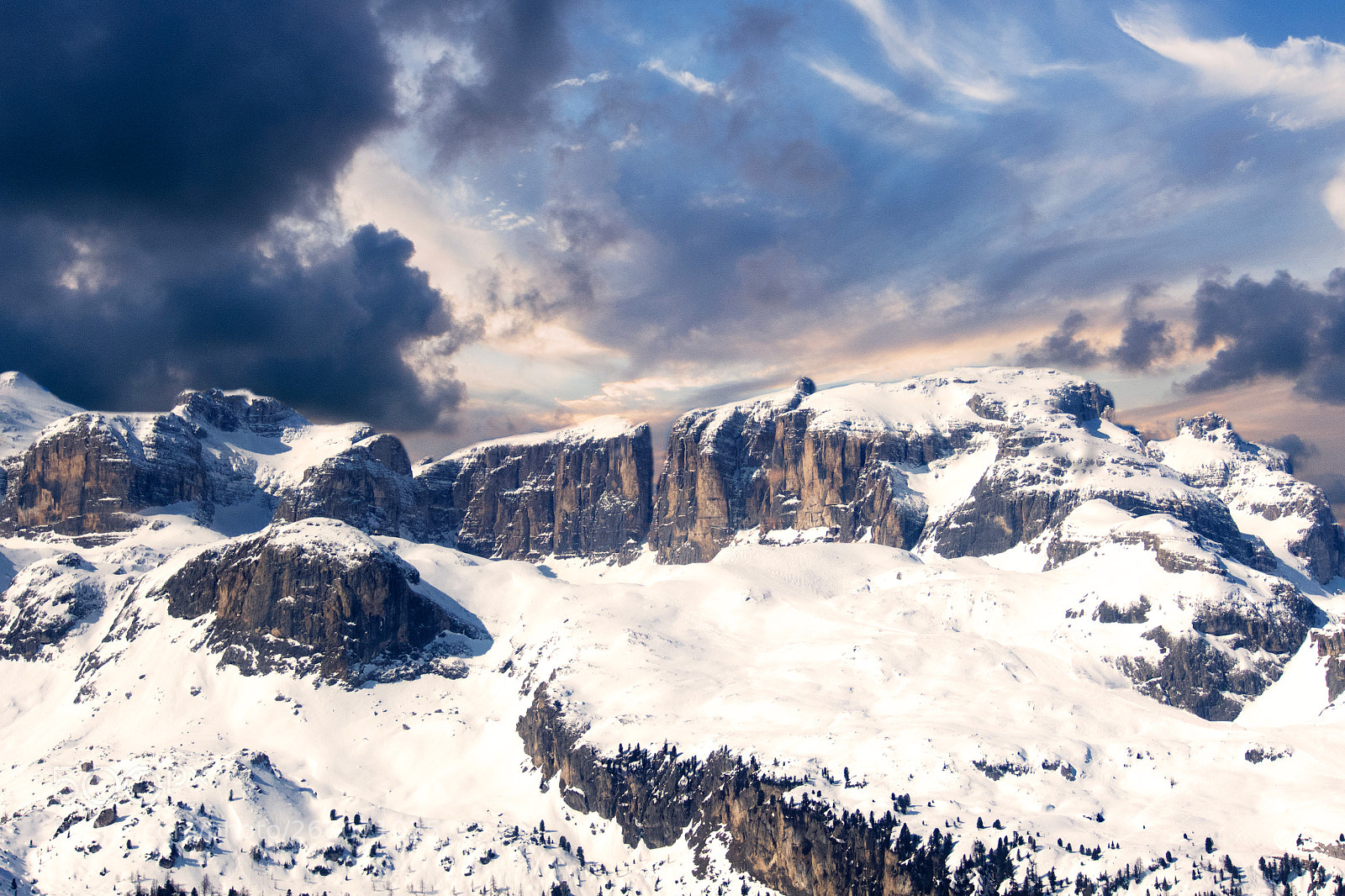 Olympus OM-D E-M1 sample photo. The mountains photography