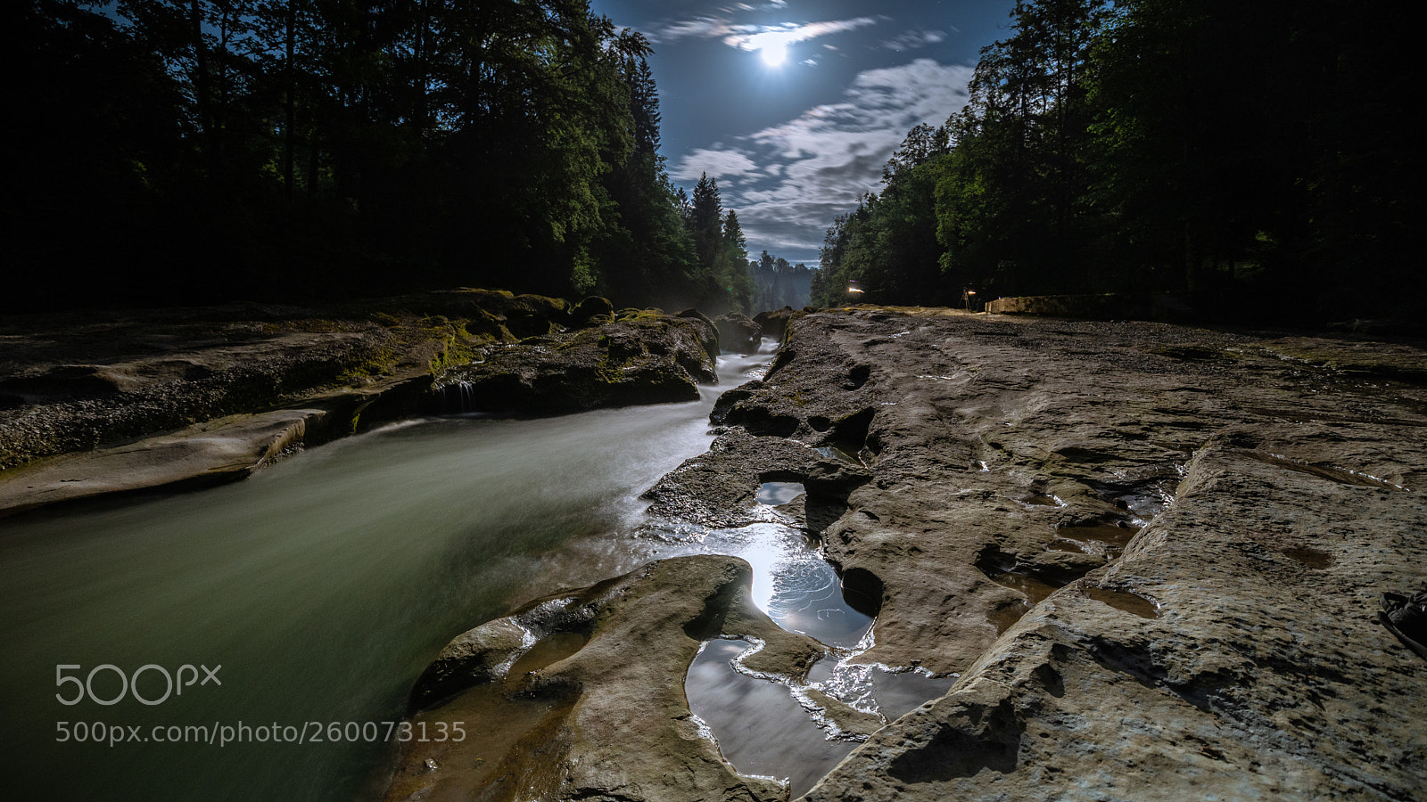 Nikon D610 sample photo. Mond licht photography