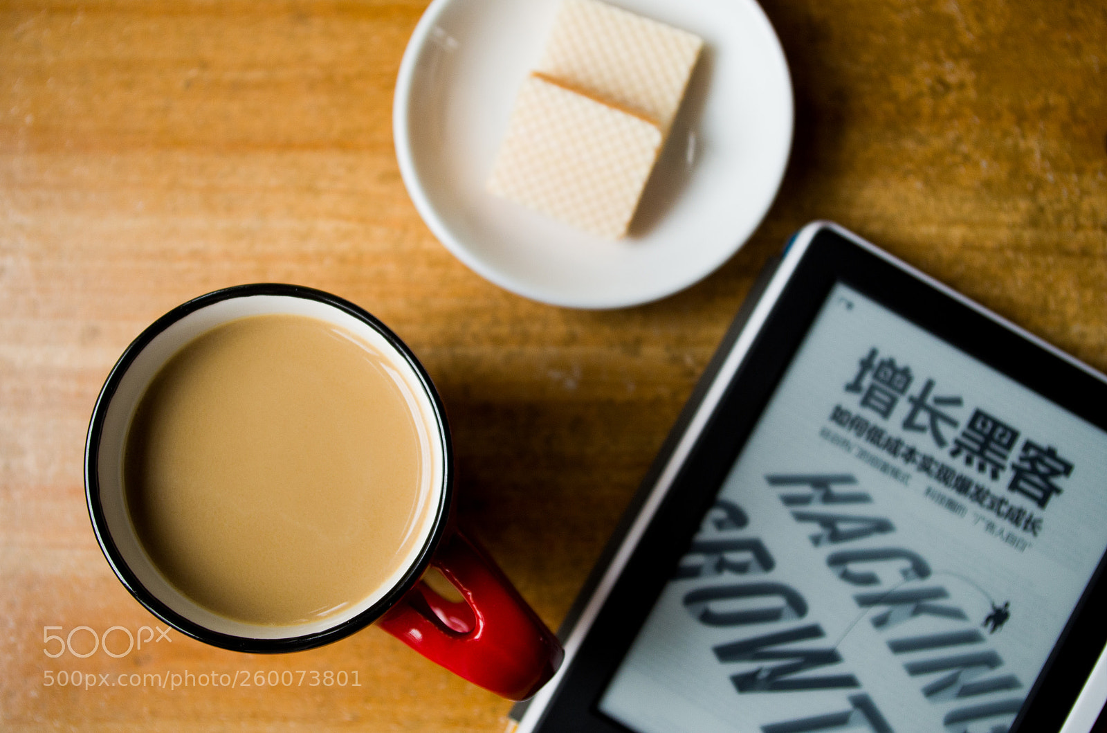 Pentax K-30 sample photo. The kindle with coffee photography