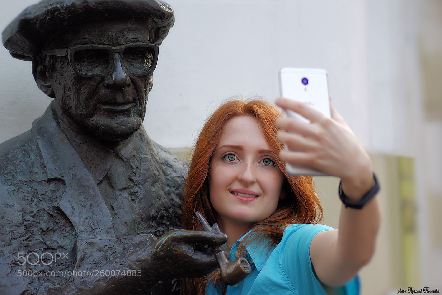 Sony Alpha DSLR-A300 sample photo. Selfie with poet photography