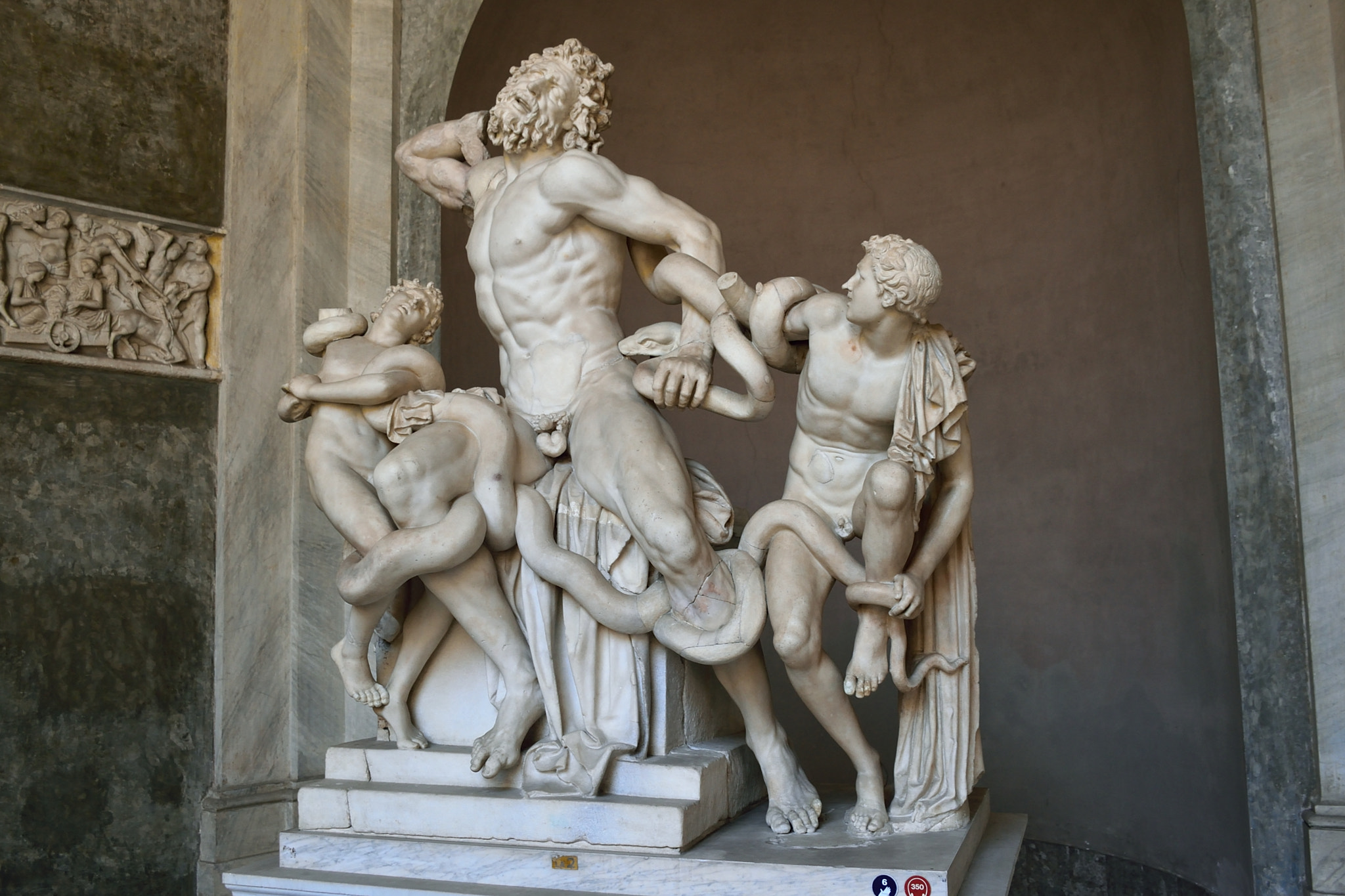 Nikon D5300 sample photo. Laukon sculpture photography