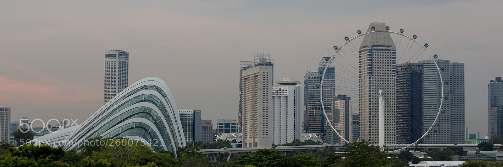 Canon EOS 700D (EOS Rebel T5i / EOS Kiss X7i) sample photo. Singapore gardens and giant photography