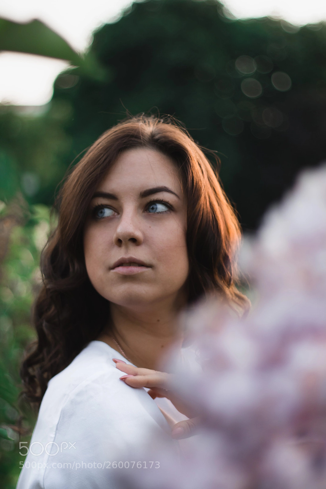 Canon EOS 70D sample photo. Mary in the lilac photography