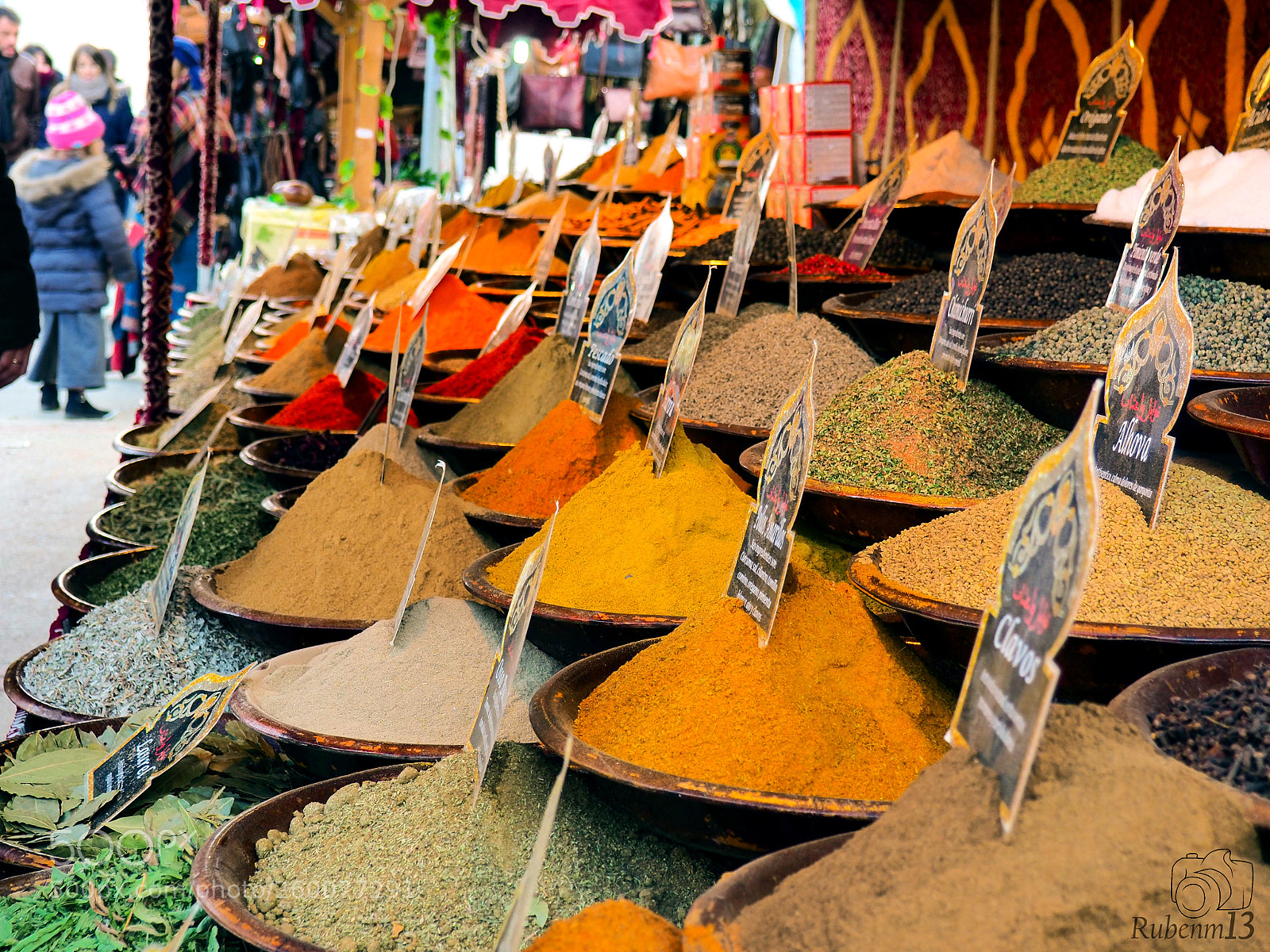 Olympus OM-D E-M10 II sample photo. Arab spices photography