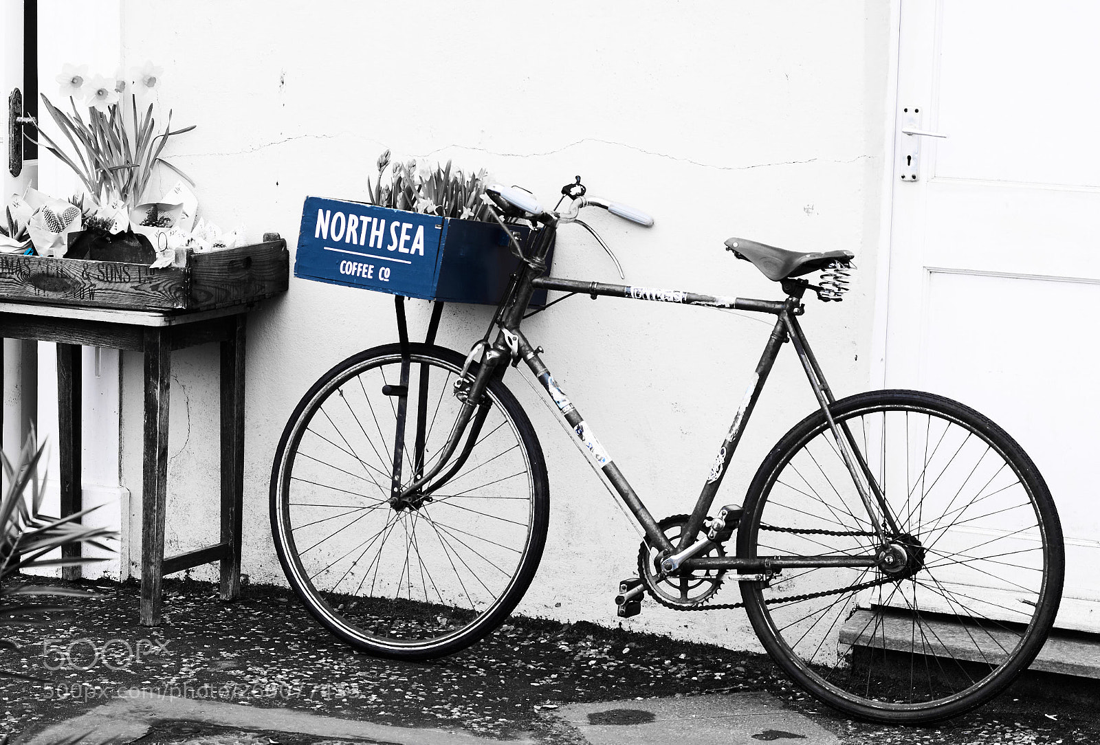 Fujifilm X-T2 sample photo. Coffee by bike photography