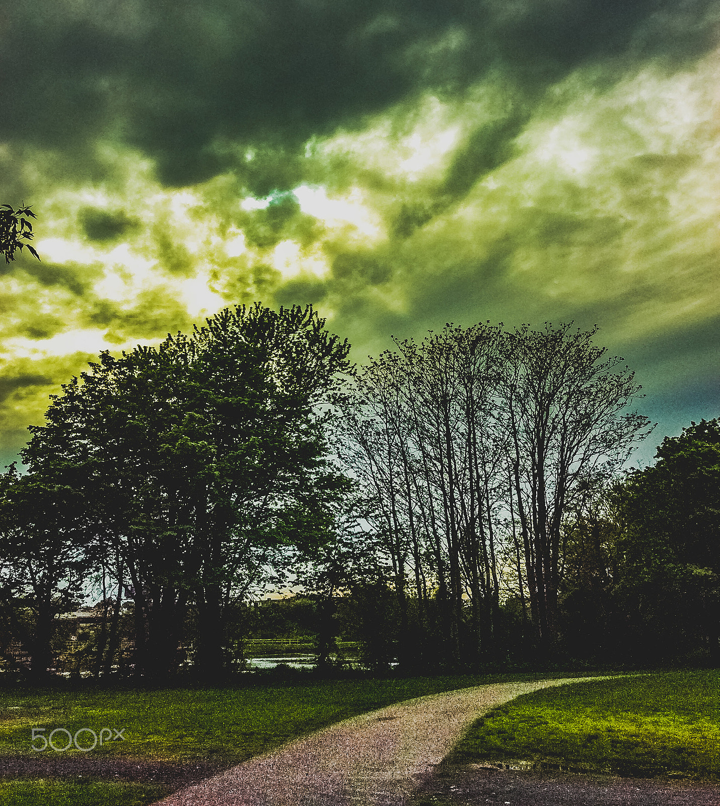 Apple iPad mini 2 sample photo. Amazing colored clouds photography