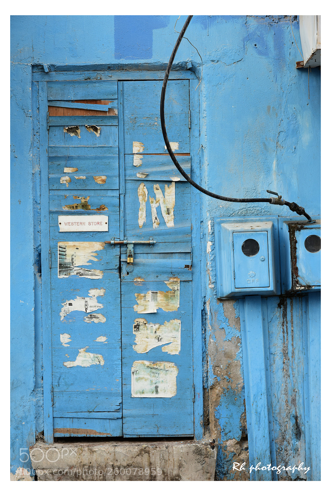 Nikon D810 sample photo. Door photography