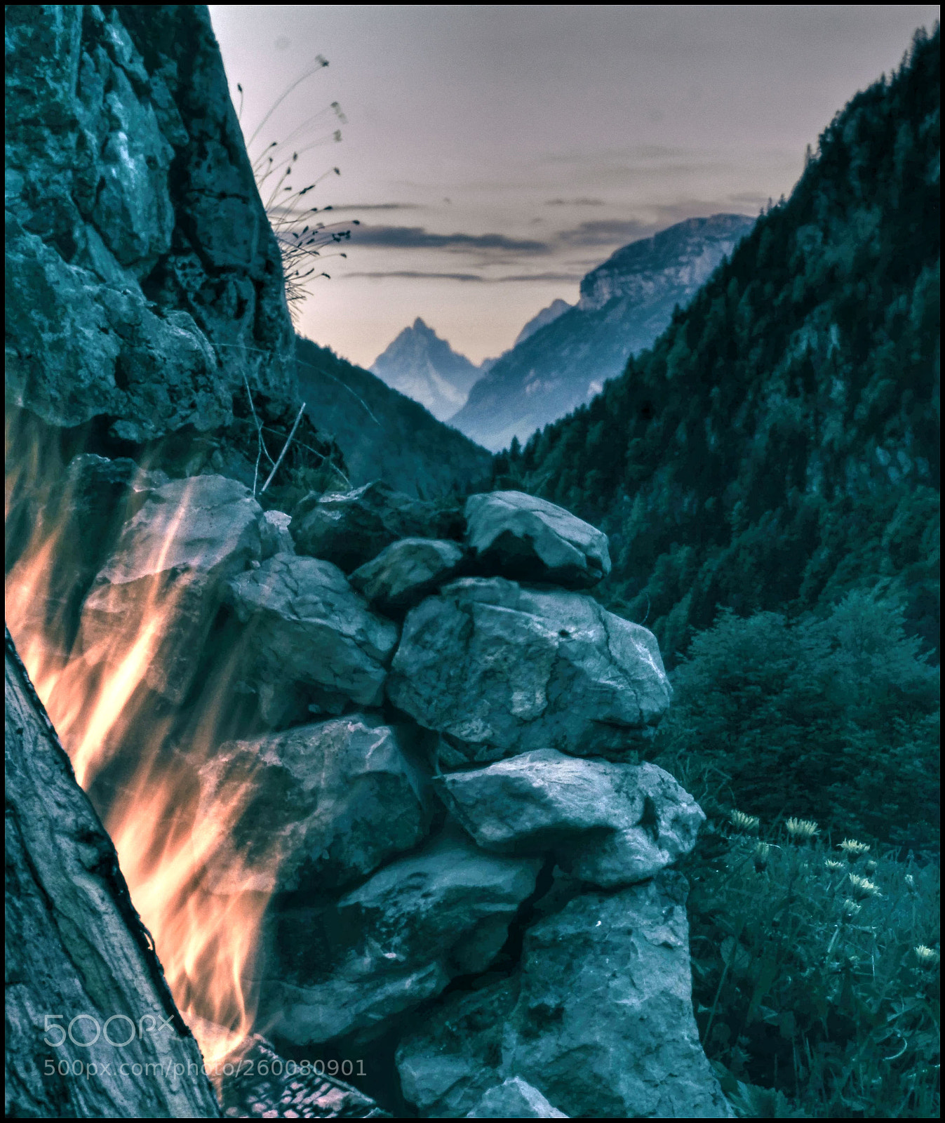 Olympus OM-D E-M1 Mark II sample photo. Feuerstelle mit mythenblick photography
