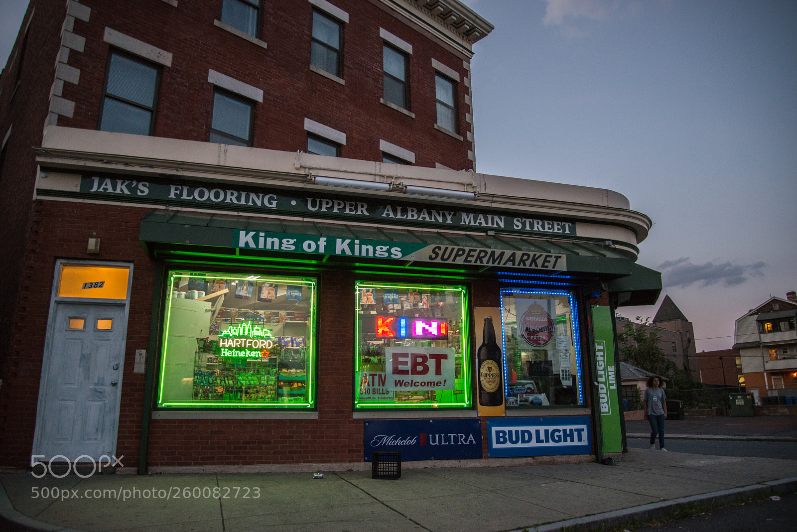 Nikon D800 sample photo. Corner store photography