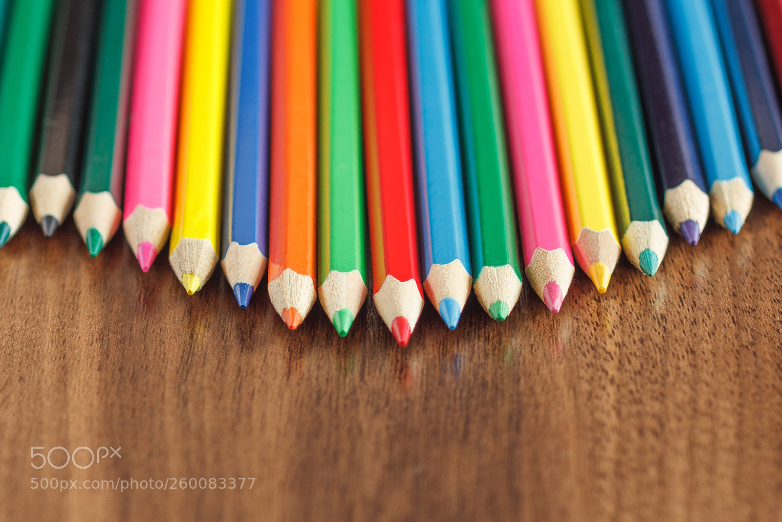 Canon EOS 600D (Rebel EOS T3i / EOS Kiss X5) sample photo. Set of colored pencils photography