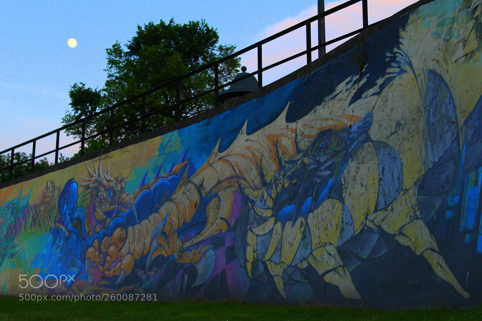 Canon EOS 1300D (EOS Rebel T6 / EOS Kiss X80) sample photo. Street art 2 photography