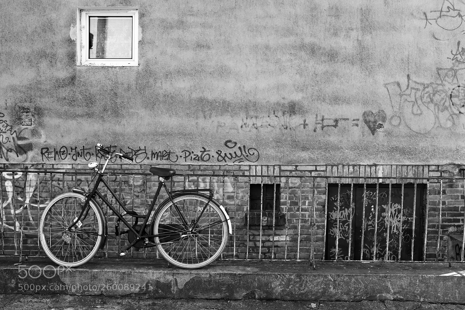 Fujifilm X100F sample photo. Bike photography