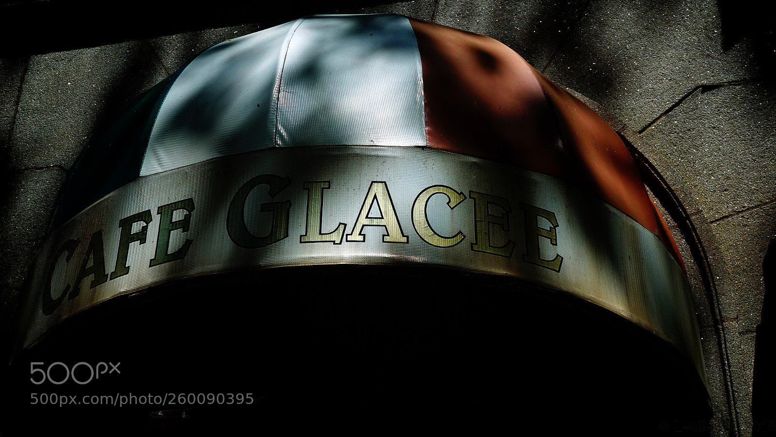 Sony DSC-RX100M5 sample photo. Cafe glace photography