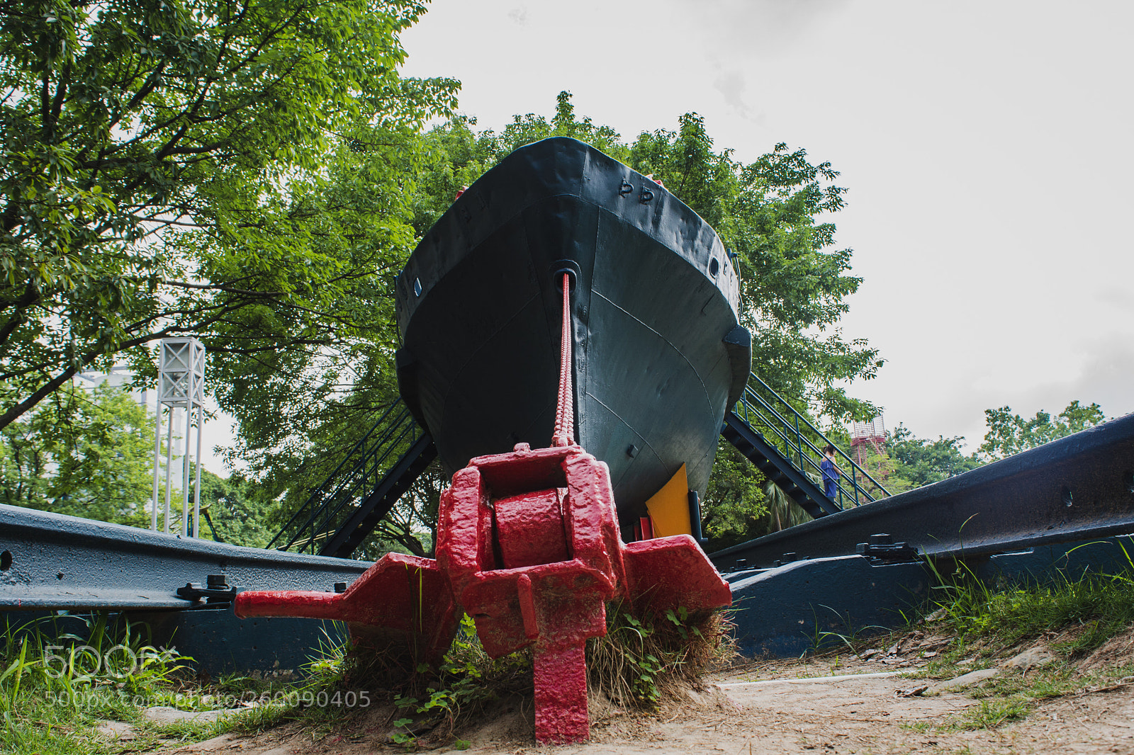Nikon D5200 sample photo. Anchored to earth photography