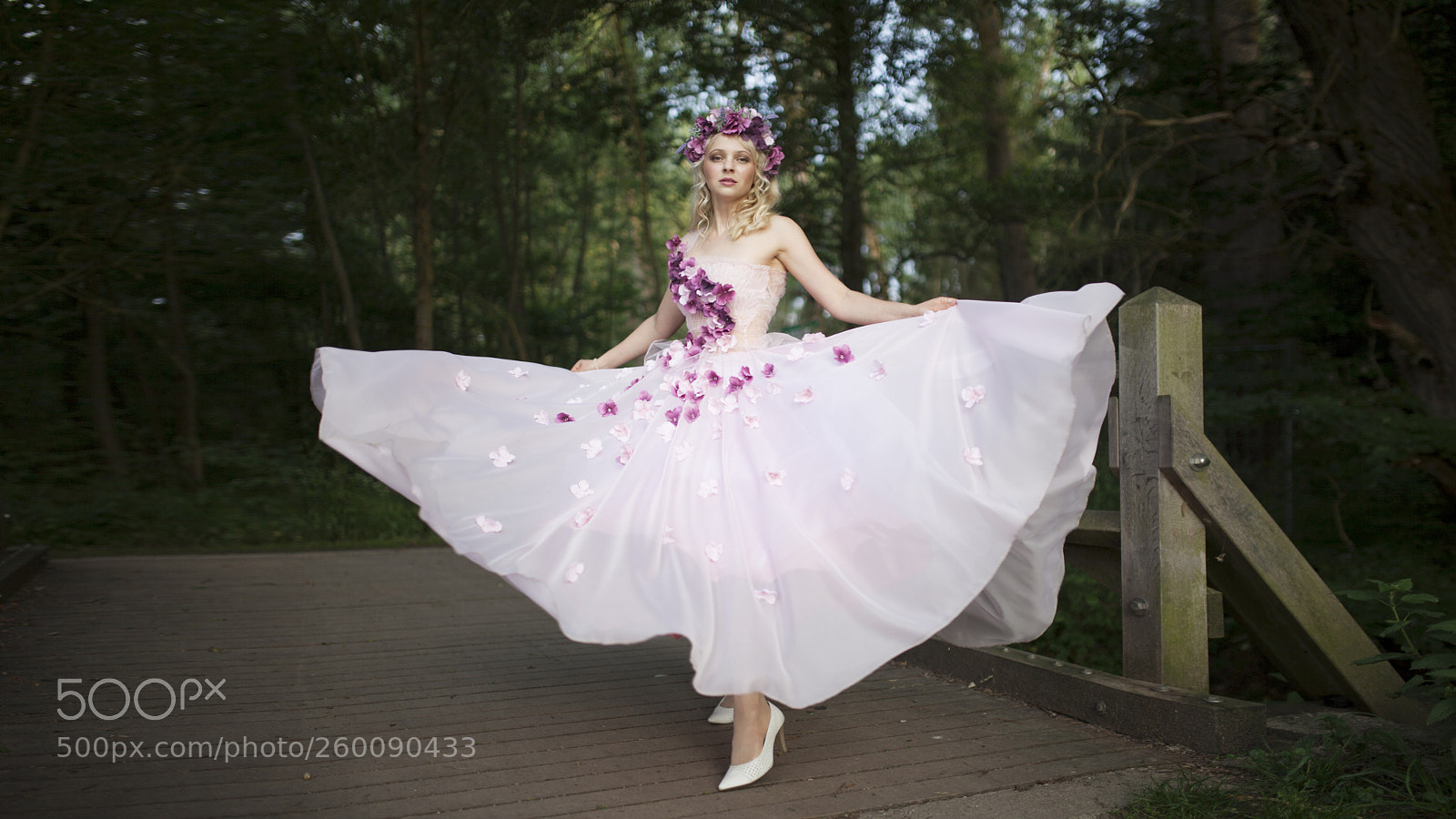 Canon EOS 5D Mark II sample photo. Vika photography