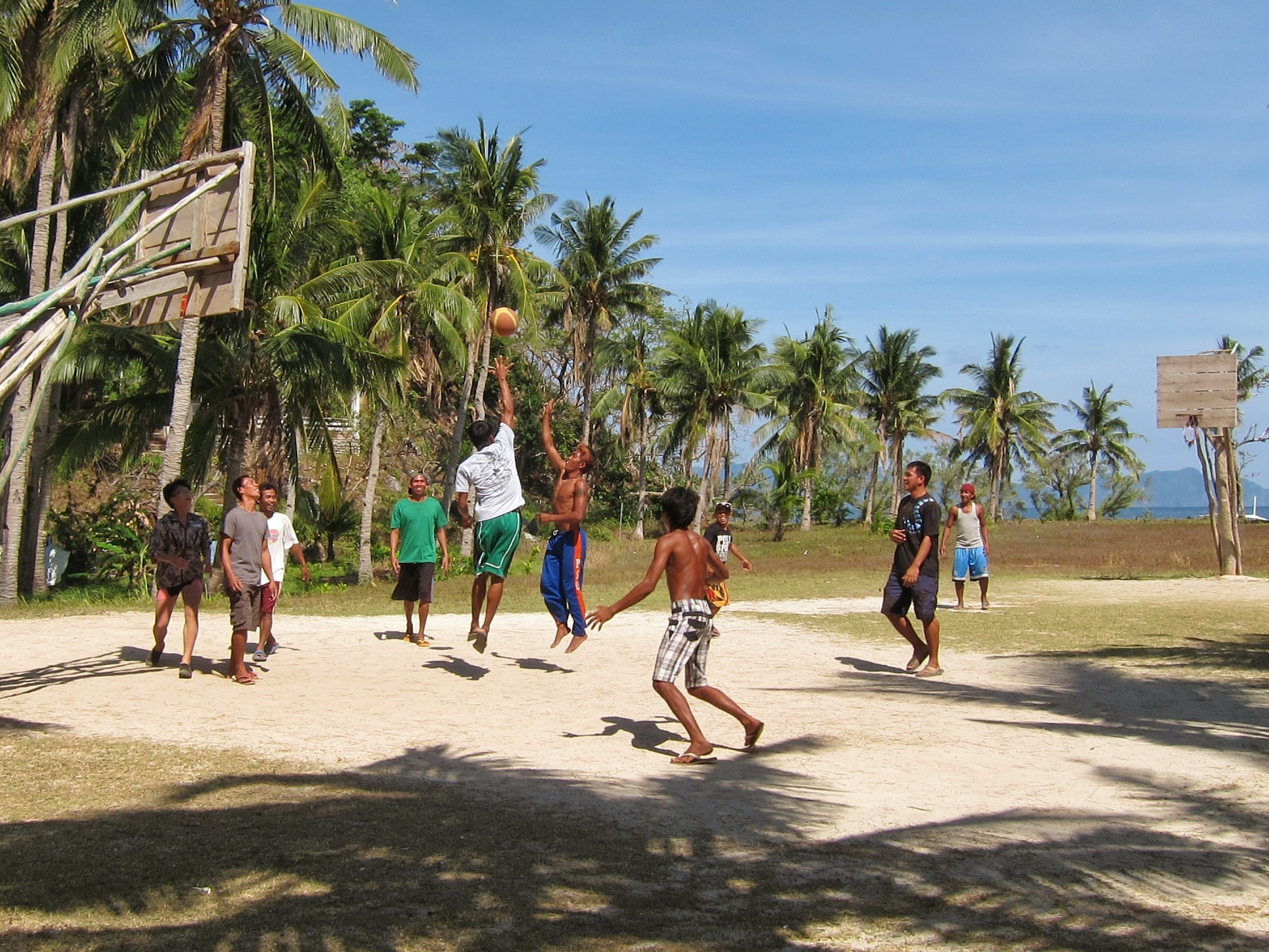 Canon PowerShot S95 sample photo. Basketball never stops photography