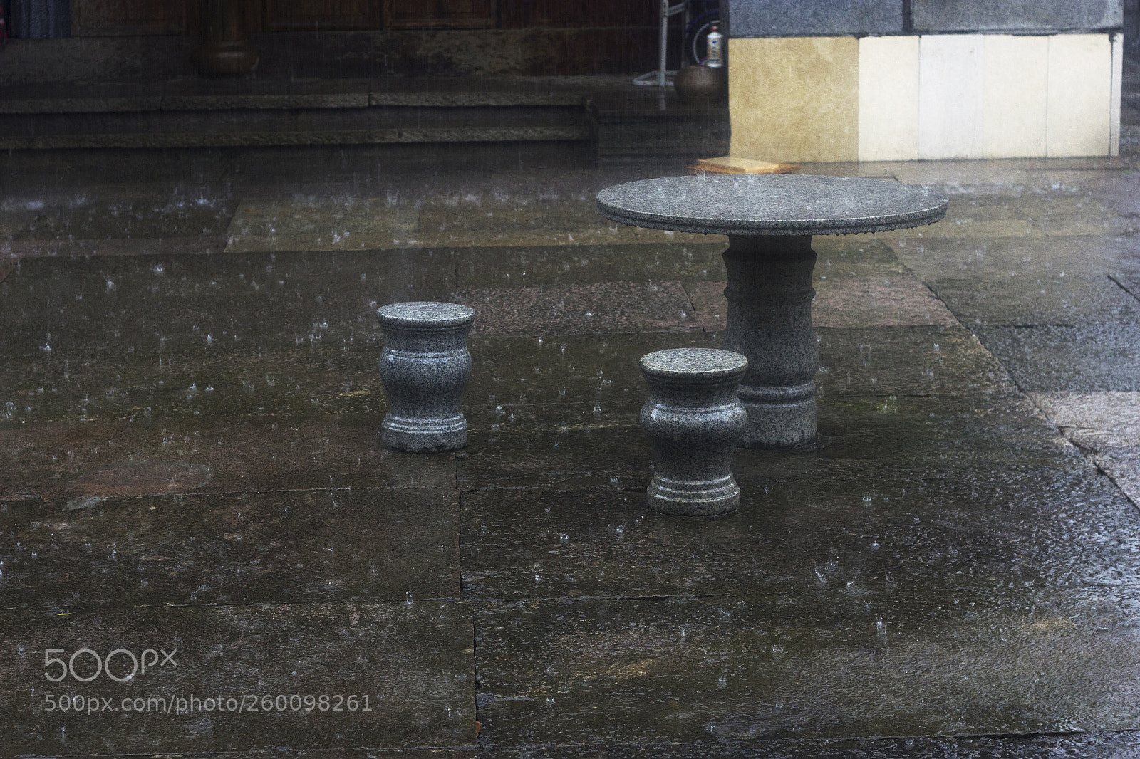 Canon EOS 550D (EOS Rebel T2i / EOS Kiss X4) sample photo. Rain photography