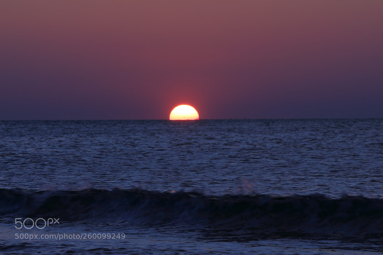 Canon EF-S 55-250mm F4-5.6 IS II sample photo. Sunrise tungstene photography