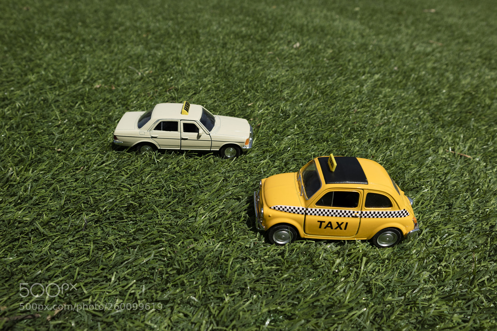 Canon EOS M3 sample photo. Another taxi photography