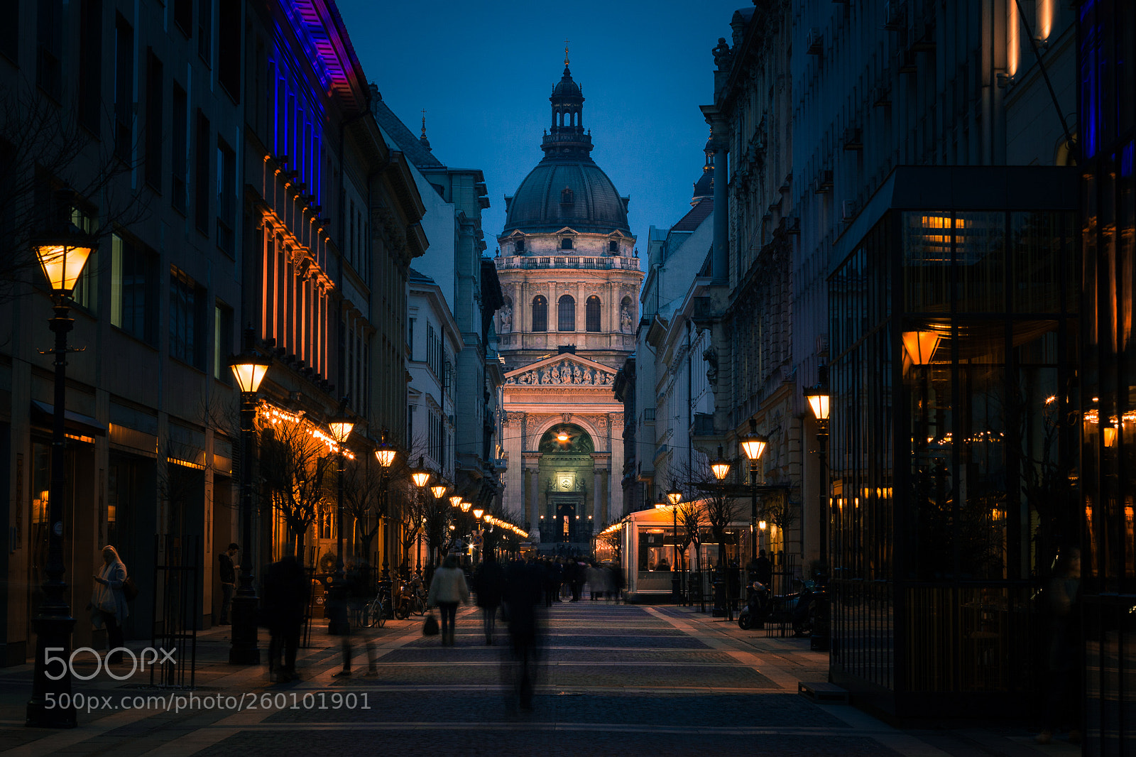 Canon EOS 1200D (EOS Rebel T5 / EOS Kiss X70 / EOS Hi) sample photo. Night in budapest. photography