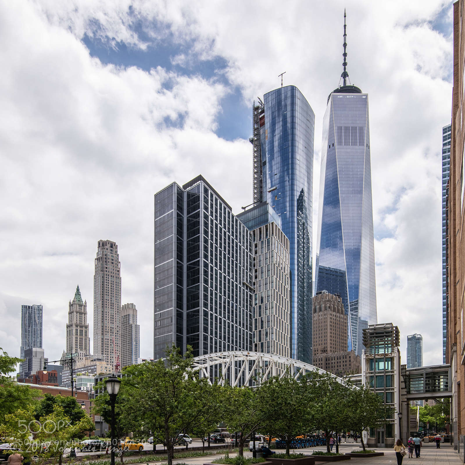Canon EOS 5D Mark IV sample photo. Towers of glass photography