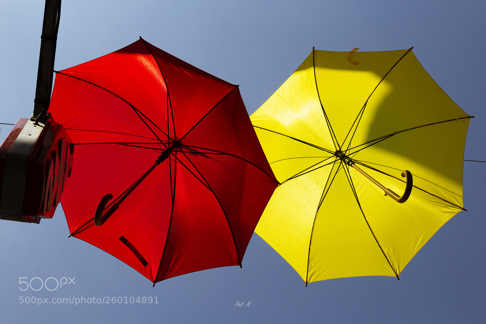 Canon EOS 1200D (EOS Rebel T5 / EOS Kiss X70 / EOS Hi) sample photo. Les parapluies de... photography