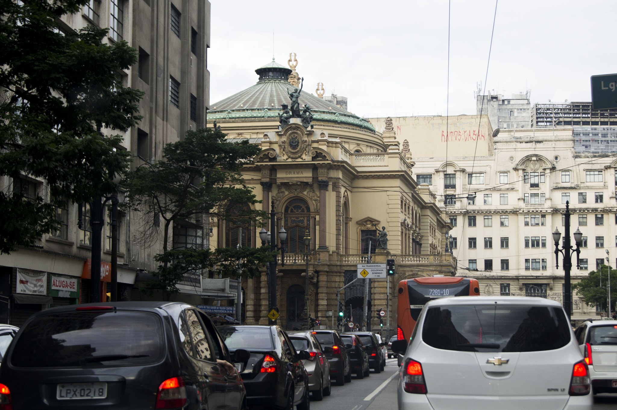 Sony SLT-A33 sample photo. São paulo as it is. photography