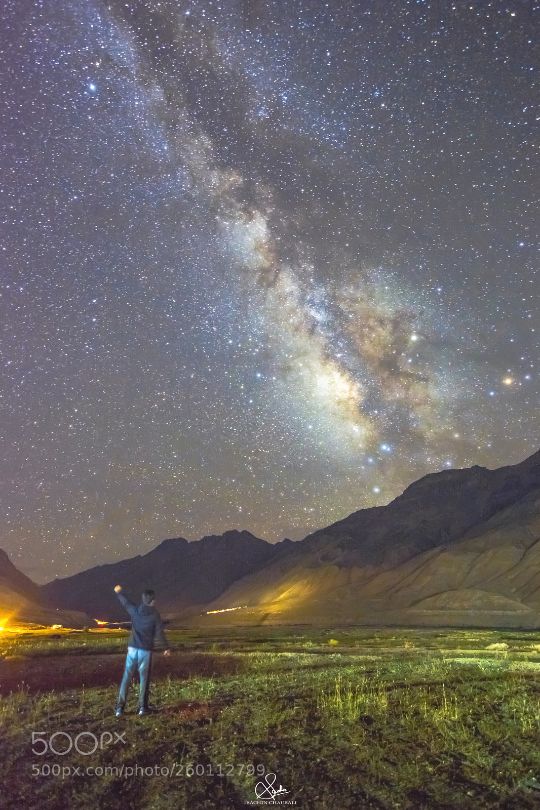 Nikon D5200 sample photo. "the midnight wayfarer" photography