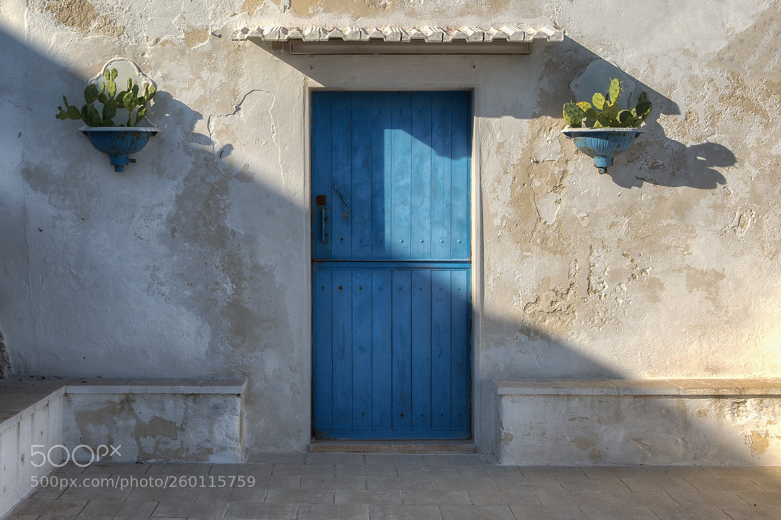 Nikon D7200 sample photo. Porta blu photography